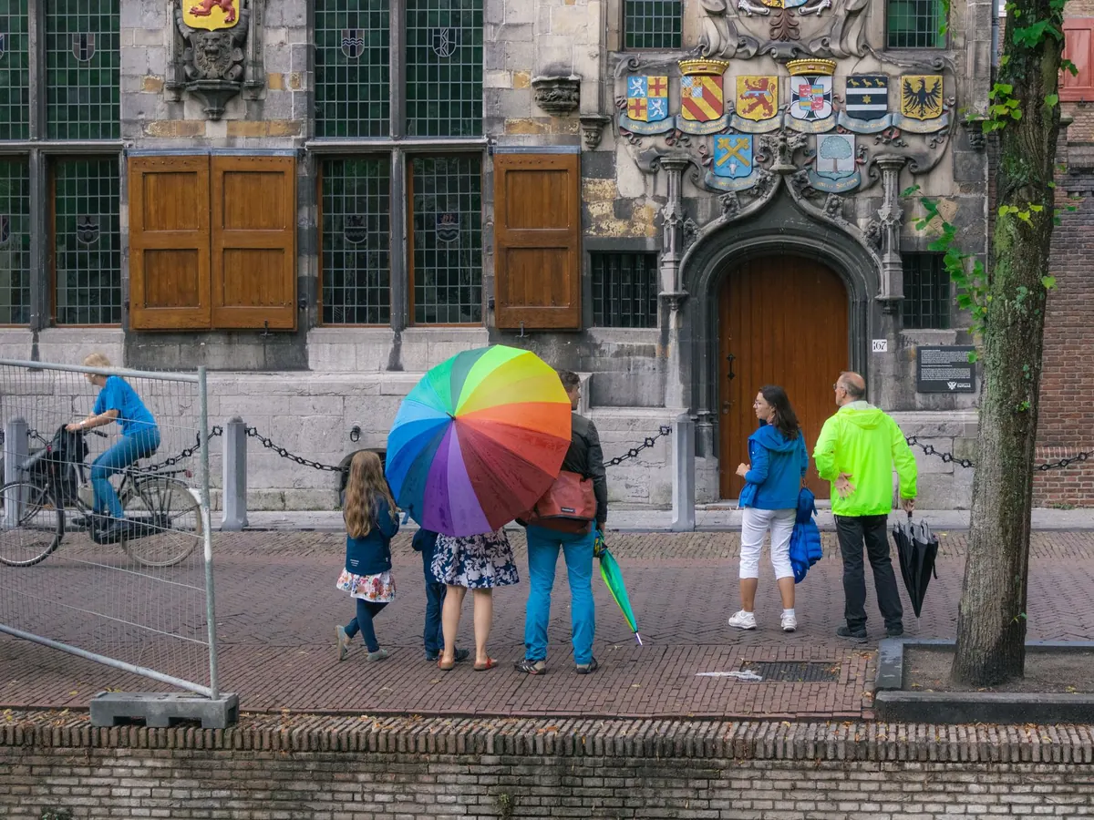 How to Choose the Right Umbrella Canopy Size for One, Two, or More People
